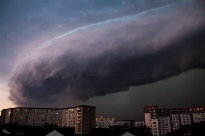 s.....i - no fajnie wczoraj ta chmurka nad Warszawą wyglądała
#burza