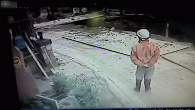 zackson - Mirki noście kaski na budowach ( ͡° ͜ʖ ͡°) Typek wyszedł z tego tylko z kil...