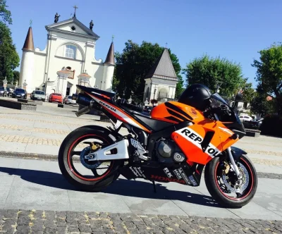 cezarypioro - Witam Mirki. Oto moja Hania. (ʘ‿ʘ)
Woj. mazowieckie

#honda #cbr600r...