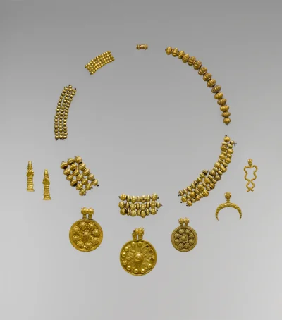 myrmekochoria - Zestaw złotej biżuterii, Babilon XVIII - XVII wiek przed naszą erą.
