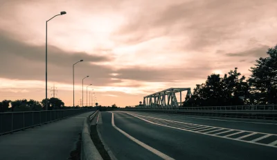 S.....i - Gdzieś tam przed mostem

#szczecin #fotografia