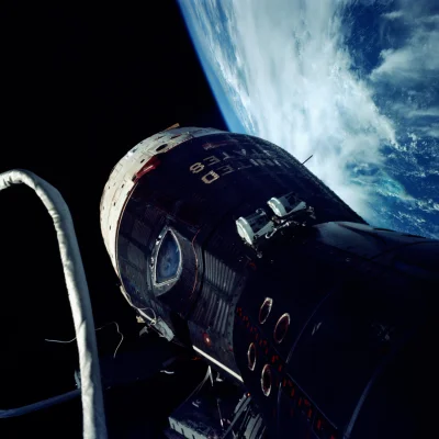 d.....4 - Kapsuła Gemini IX-A sfotografowana przez Gena Cernana podczas EVA.

#kosmos...