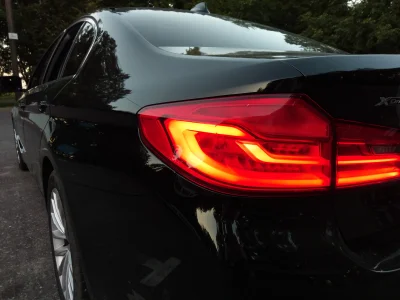 Xava - Piękne są te tylne światła w BMW. Banan na ustach przy każdym odblokowaniu aut...