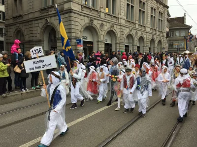wykopek_44 - Tradycyjna coroczna dziecięca parada (Sechseläuten Children’s Parade) od...