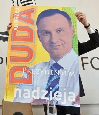 JogurtMorelowy - W najnowszym numerze Bravo plakat! ( ͡° ͜ʖ ͡°)
#polityka #heheszki ...