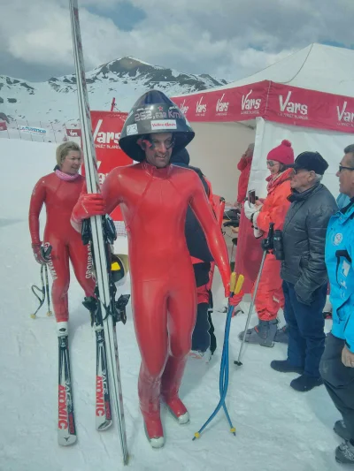 konszabelant - peed Skiing jest konkurencją narciarską i jednocześnie najszybszym nie...
