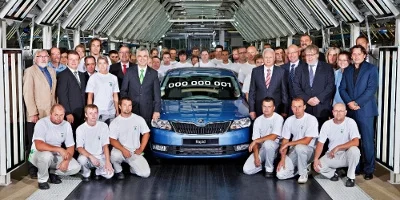 m.....l - Skoda gotowa na podbój rynku nowym modelem #skoda #rapid http://www.moj-sam...