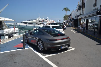 zawysokasiatka - #porsche #porsche911 #carboners #puertobanus
Porshe 911 Carrea s