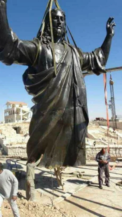 damian-kat - Druga co do wielkości największa figura Chrystusa, stanie na wzgórzu (po...