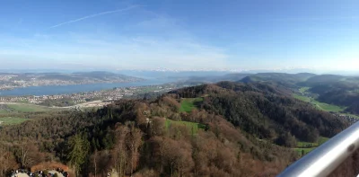 wykopek_44 - Widok na jezioro Zuryskie ze szczytu góry Üetliberg. W tle ośnieżone szc...