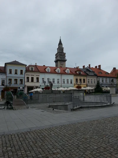 Mirek_przodowy - 280

Zabawa polega na odgadnięciu 'miejsca'. Gdy podasz prawidłową...