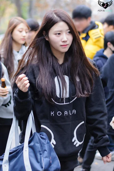 K.....o - #mijoo #lovelyz 
#koreanka