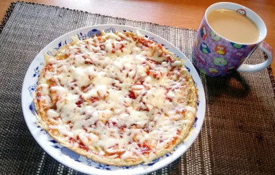 krulowa_jednorozcuf - Omletopizza poczyniona dziś na śniadanie ( ͡° ͜ʖ ͡°)
#gotujzwyk...
