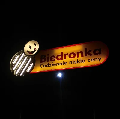 g.....i - Rebranding #biedronka zapewnił sztorm