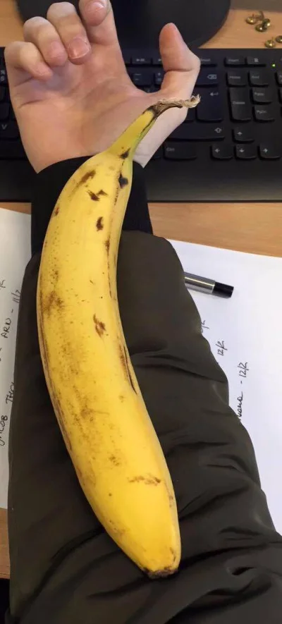 Matth - Mirki co tutaj się odj**#$ło ? Widzieliście takiego banana? 

#bananowetypy...