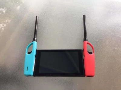 m.....3 - Kurcze,zamówiłem Nintendo switch na aliexpress ale chyba przyszła jakąś sta...