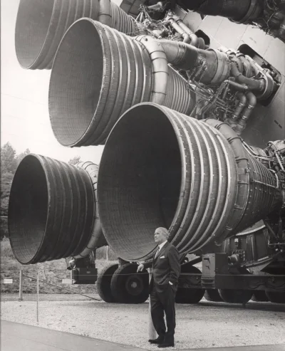 nawon - #werner #von #braun #saturnv 

#aircraftboners