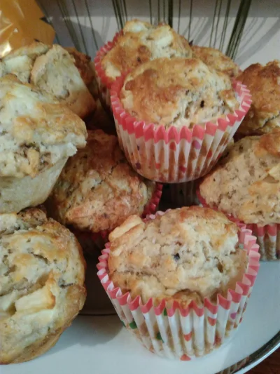 estetka - Piekę muffiny, bo mam jutro urodziny! #muffiny #pieczzwykopem
