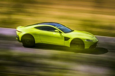 autogenpl - Zupełnie nowy Aston Martin Vantage: pod maską podwójnie turbodoładowane V...