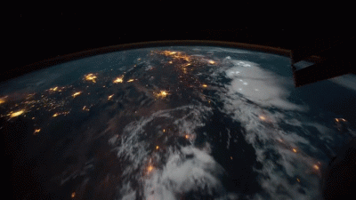 mactrix - I jeszcze burzowa noc z ISS :) Dobrej nocy! #earthporn #gif #mactrixpoleca ...