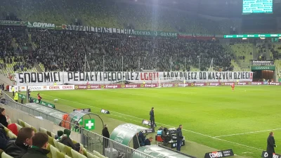 mat9 - Taki transparent dziś na meczu w Gdańsku
https://twitter.com/BlazLukaszewski/...