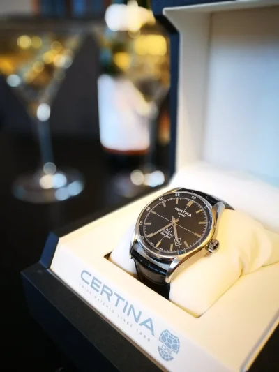 Franek25 - @bardakon pochwalę się swoim na 30 dostałem od żony ;) #zegarki