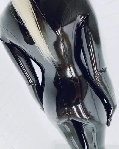 latexlover - #lateks #catsuit #ladnapani 

Ahhh taką posłuszną kotkę ( ͡° ͜ʖ ͡°)( ͡...