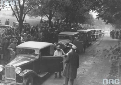 lhotse89 - 19 czerwca 1931 - wizyta automobilistów włoskich z Bergamo w Olkuszu. Na z...