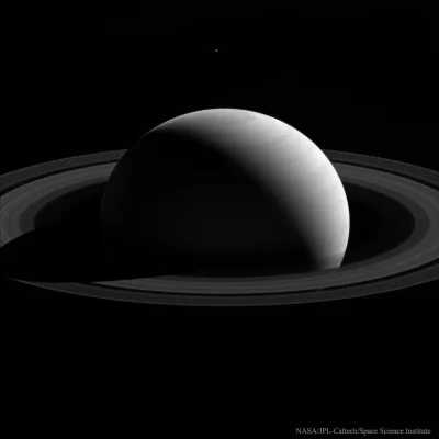 Nedved - Zdjęcie Saturna wykonane z bardzo ciekawej perspektywy. Większa część planet...