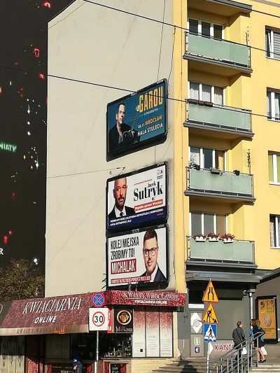 Kapsiel - Nie miałem pojęcia że Garou startuje na prezydenta we Wrocławiu. 
#heheszki...