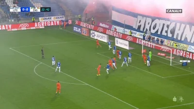 S.....T - Jakub Tosik, Lech Poznań 0:[1] Zagłębie Lubin
#mecz #golgif #ekstraklasa #...