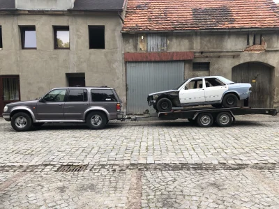 Jurass07 - Jeszcze pomalować i będzie piękny klasyk !!!

#mercedes #190 #youngtimer #...