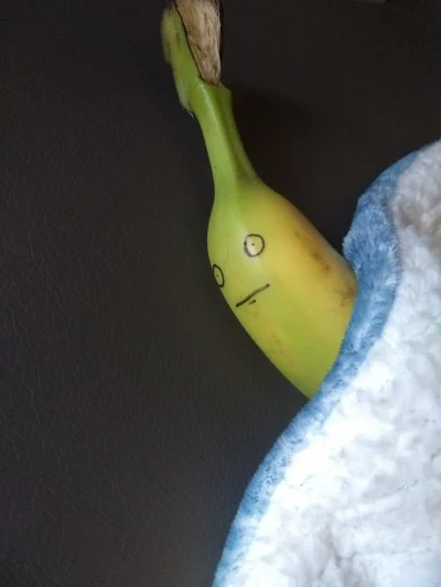 Nerlo - Mój banan jest jakiś dziwny. Nie odzywa się i jest jakiś zielony na twarzy.
C...