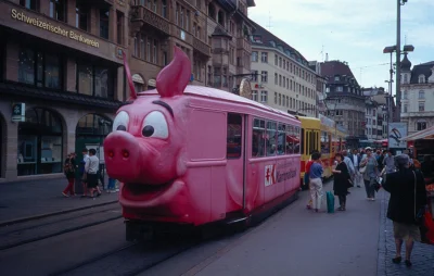 L.....K - W Szwajcarii mają nawet tramwaje specjalnie przystosowane do przewozu muzuł...