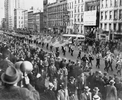 BaltiBaltazar - Parada nazistów w Nowym Yorku- 30.10.1939 r. Uczestnikami byli przede...