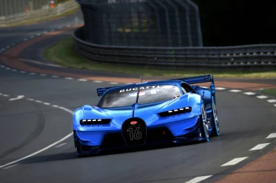 P.....3 - Wygląda jak Bugatti Vision Gran Turismo zaprezentowane w którymś trailerze ...