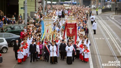 dendrofag - Dziś święto Bożego Ciała i jak co roku, w całej Polsce odbywają się proce...