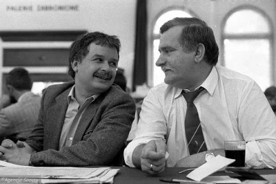 CynicznyMarksista - Co sprawiło że Kaczyński i Wałęsa się pokłócili?

#historiapoli...