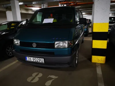 kiper9002 - Ma ktoś pomysł co zrobić z #!$%@? co mi miejsce parkingowe w garażu zajmu...
