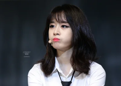 K.....o - #jiyeon #tara 

#koreanka