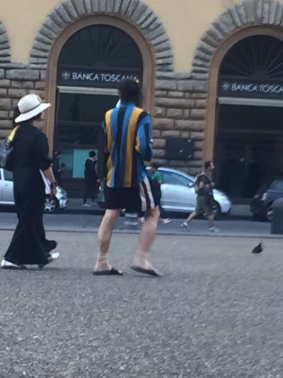 mackozbogdanca - Mirki z florencji jestem na #pittiuomo poradzi któryś gdzie autochto...