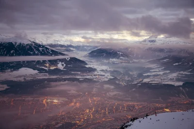 Sensitive - Innsbruck, Austria


 Miasto w Austrii, stolica kraju związkowego Tyrol. ...