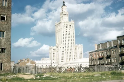 MarianoaItaliano - @Katzenpanik: Na ciemno? Tak wyglądał jak był nowy.