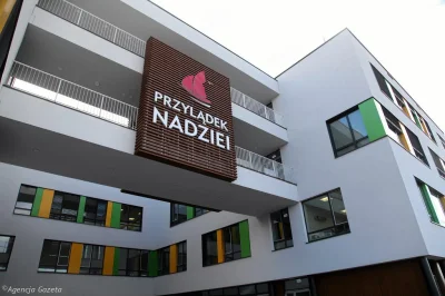 saakaszi - Ważne znalezisko: Dramatyczny apel centrum onkologii Przylądek Nadziei.
J...