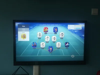 SoIScream - Nie no, matchmaking wcale nie jest z-----y w tej fifie. 
Pierwszy mecz w ...