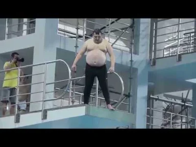 Migajaca_dioda - Rolnik skacze do wody - Trening Celebrity Splash

Na wałasne oczy ...