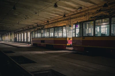 punkgrrl - Coraz trudniej o dobre urbeksy w Łodzi, ale czasami trafi się jeszcze jaka...