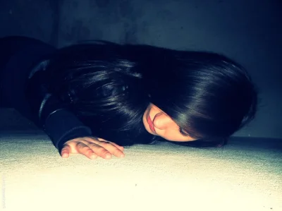 w.....k - @cukierkowa: #!$%@? śpi na podłodze