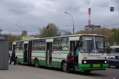 I.....0 - Z takich ciekawostek, to Moskwa w 1989 roku była miastem, które używało rek...