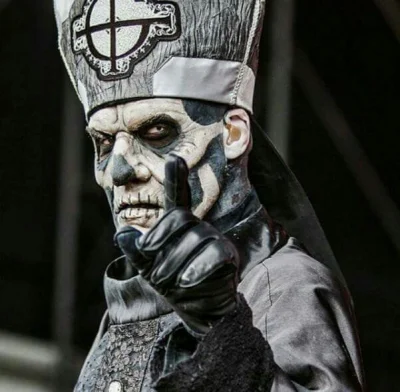 d.....i - #codziennypapaemeritus #ghost #gownowpis